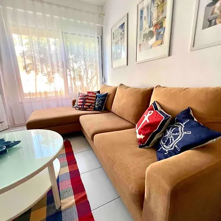Apartament Wake Up By The Sea-beachfront In Qerret, Albania