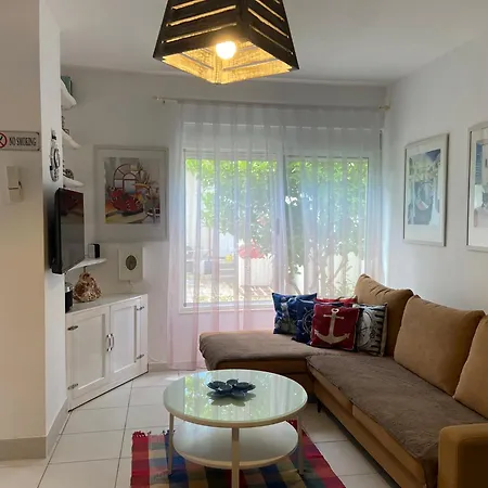 Apartamento Beachfront In Qerret, Albania