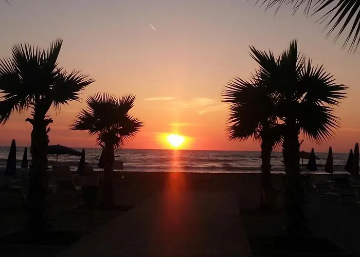 Wake Up By The Sea-beachfront In Qerret, Albania Appartement *